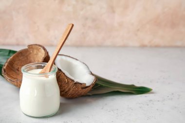 Yogurt al cocco per torte morbide e gustose